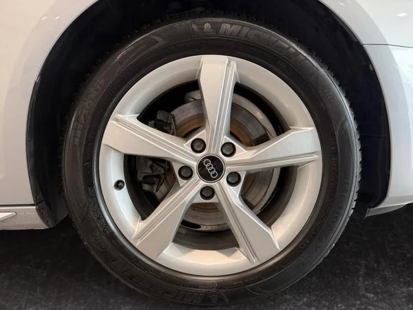 AUDI A4 (2022) — foto 20 van 28