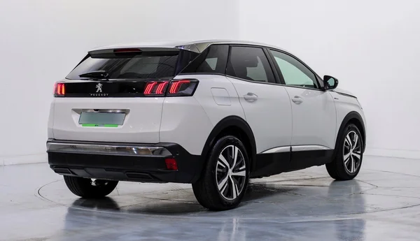 Peugeot 3008 PHEV (2023) — foto 45 van 54