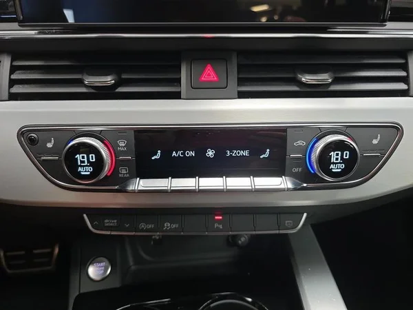 AUDI A4 Avant Dsl (2023) — foto 22 van 32