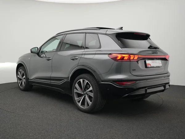 AUDI Q6 e-tron (2025) — foto 34 van 40