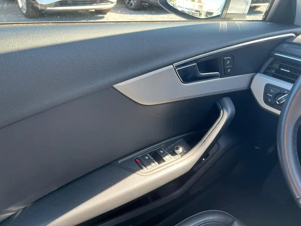 AUDI A4 Avant Dsl (2022) — foto 8 van 24
