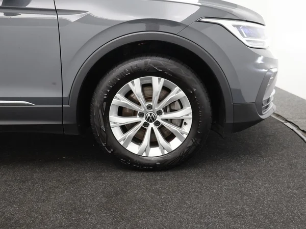 VOLKSWAGEN Tiguan eHybrid (PHEV) (2021) — foto 5 van 29