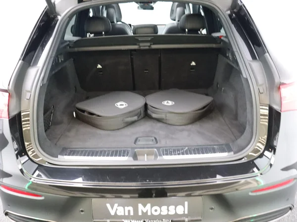 Mercedes-Benz EQE (2025) — foto 22 van 35