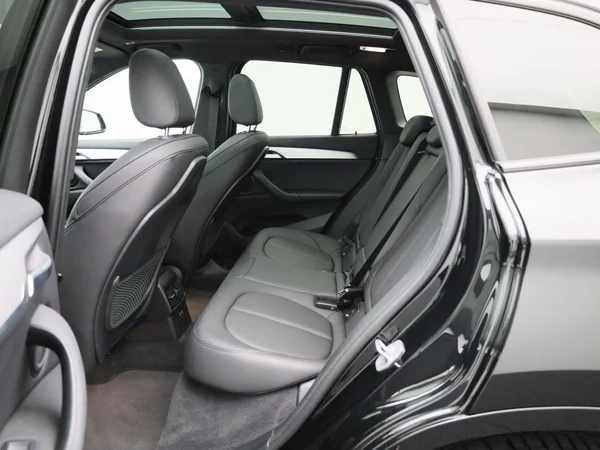 BMW X1 (2021) — foto 2 van 53