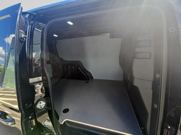 VOLKSWAGEN Caddy Maxi Van Dsl (2026) — foto 10 van 24