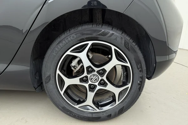MG MG3 Hybrid+ (HEV) (2025) — foto 15 van 18