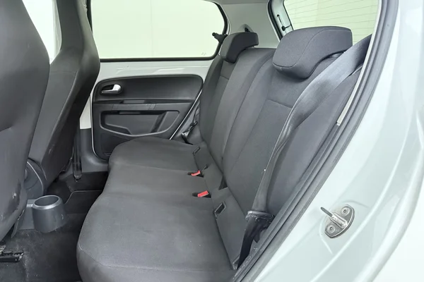 Volkswagen Up! (2021) — foto 19 van 20