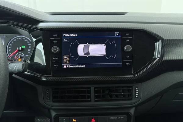 Volkswagen T-Cross (2021) — foto 5 van 23