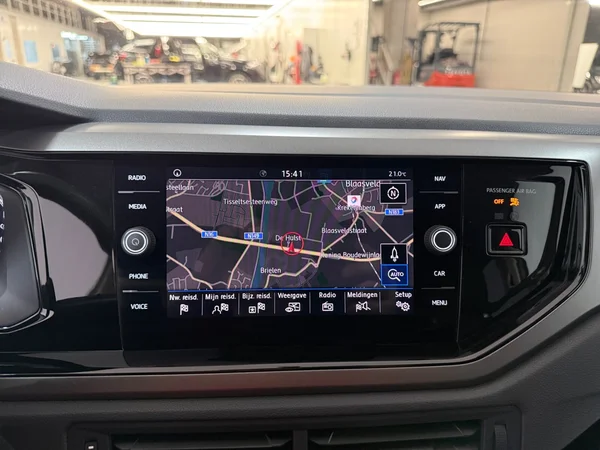 Volkswagen Polo (2018) — foto 14 van 28