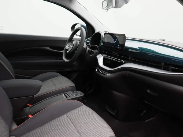 Fiat 500e (2022) — foto 24 van 36