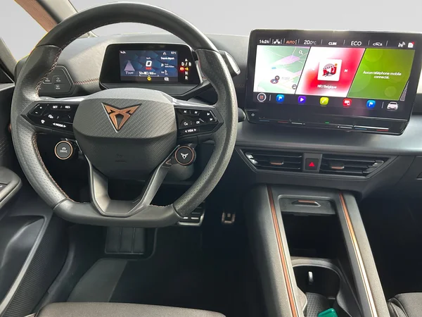 CUPRA Born (2023) — foto 15 van 18