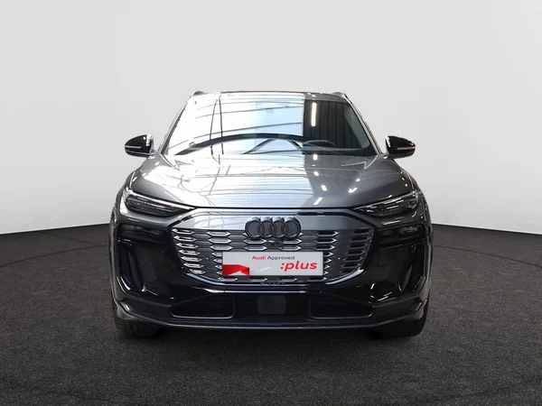 AUDI Q6 e-tron (2024) — foto 14 van 16