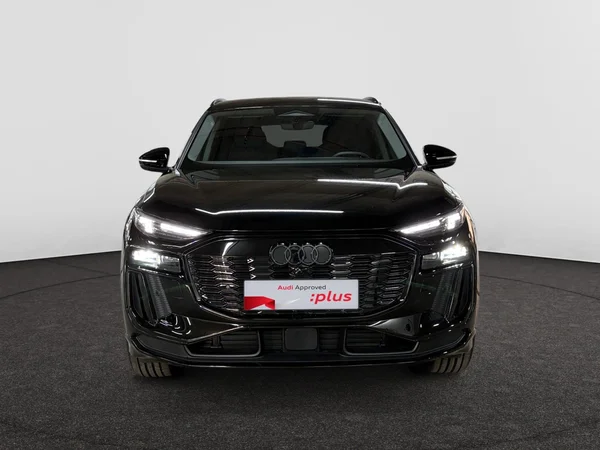 AUDI Q6 e-tron (2026) — foto 13 van 23