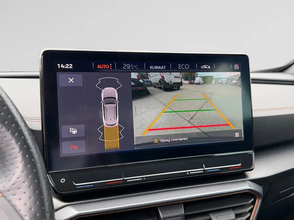 CUPRA Formentor e-Hybrid (PHEV) (2023) — foto 13 van 20