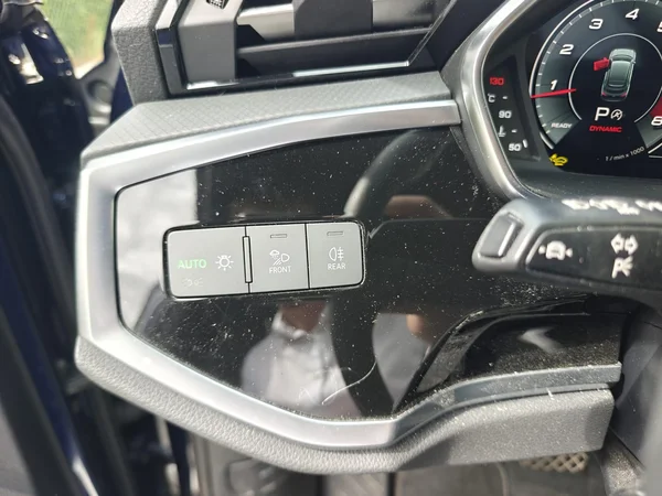 Audi Q3 (2024) — foto 6 van 21