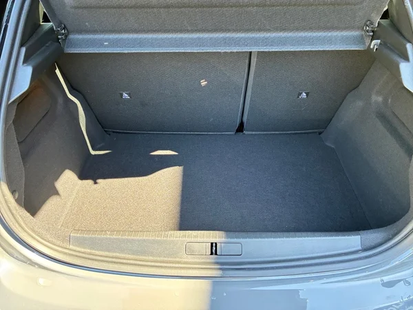 PEUGEOT 208 (2025) — foto 11 van 21