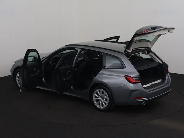 BMW 320 (2022) — foto 32 van 33