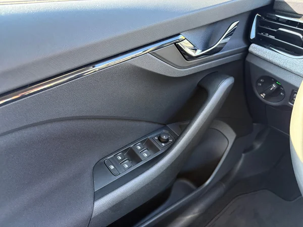 SKODA Kamiq (2026) — foto 9 van 24