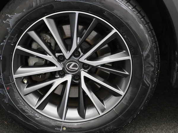 Lexus NX (2023) — foto 6 van 50