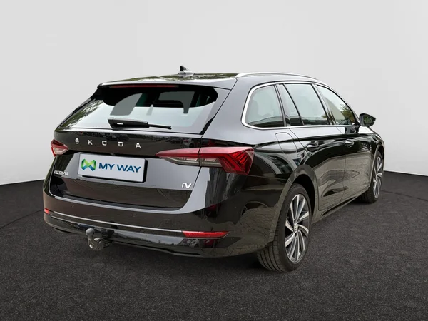SKODA Octavia Combi (2024) — foto 7 van 24
