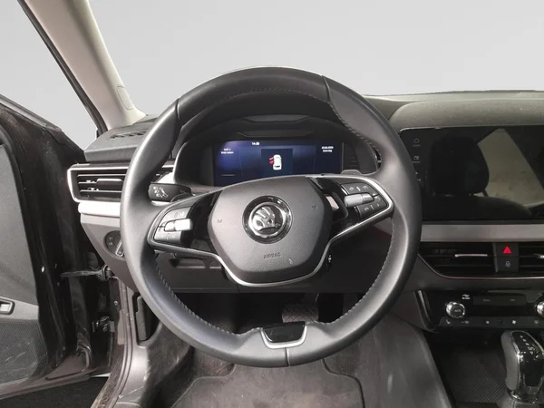 SKODA Kamiq (2025) — foto 5 van 23