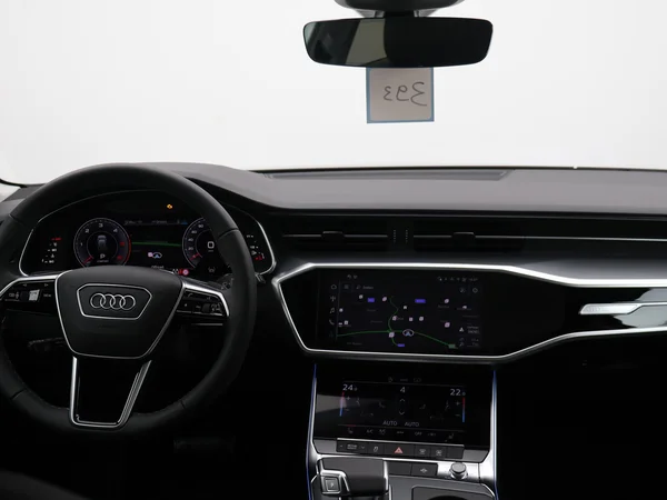 AUDI A6 Avant (2025) — foto 2 van 24