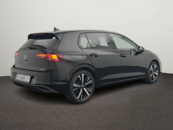 VOLKSWAGEN Golf VIII (2026) — foto 3 van 10