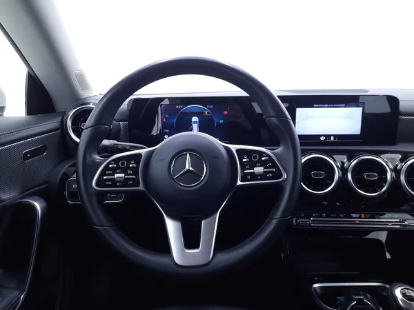 Mercedes-Benz CLA SW (X118) (2022) — foto 4 van 33