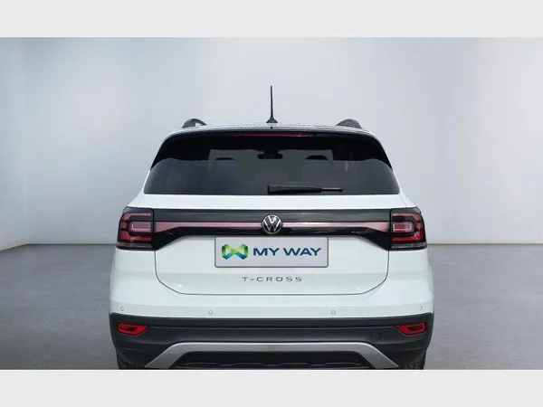 Volkswagen T-Cross (2023) — foto 26 van 28