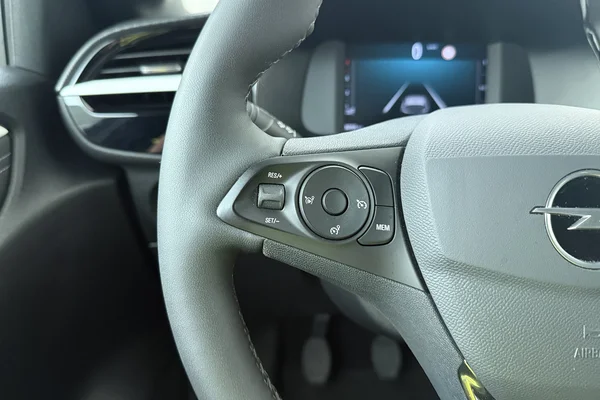 Opel Corsa (2025) — foto 6 van 23