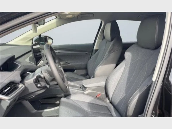 Skoda Elroq (2026) — foto 6 van 19