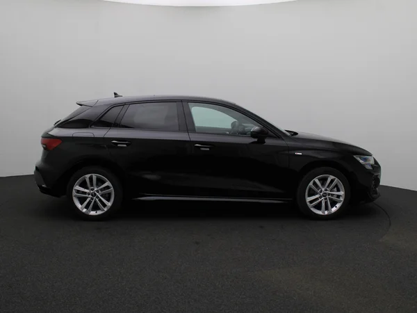 AUDI A3 Sportback PHEV (2025) — foto 14 van 25
