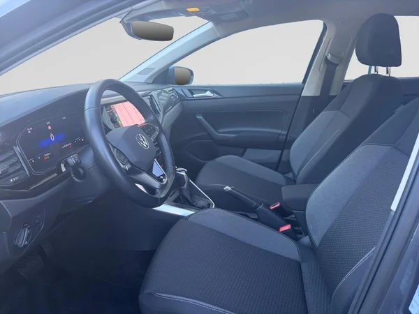 VOLKSWAGEN Polo (2024) — foto 8 van 14