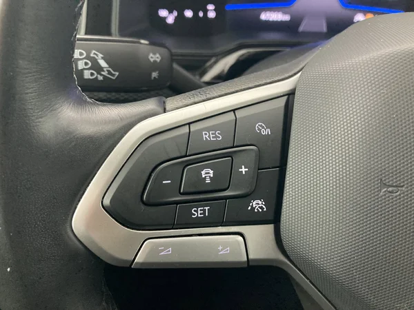 VOLKSWAGEN Taigo (2023) — foto 15 van 36