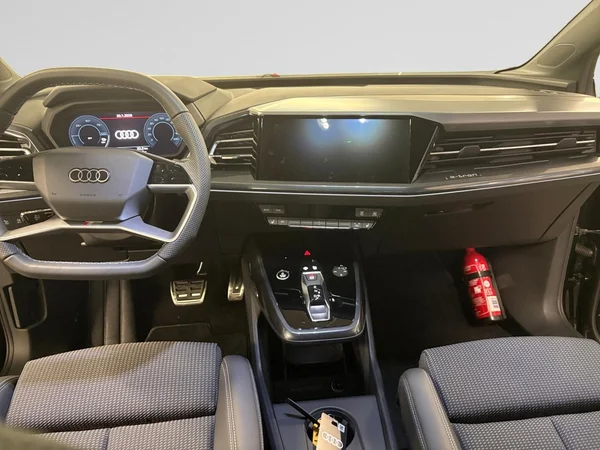 AUDI Q4 Sportback e-tron (2026) — foto 4 van 24