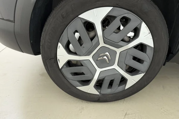 Citroen C4 (2021) — foto 9 van 18