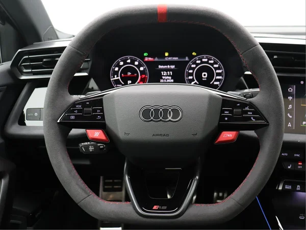 AUDI RS3 Sedan (2026) — foto 11 van 15