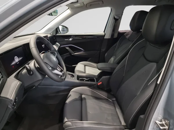 VOLKSWAGEN Tiguan (2026) — foto 15 van 15
