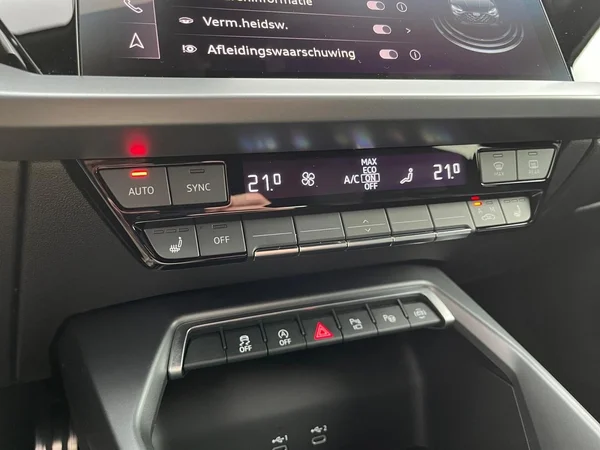 AUDI A3 Sportback (2025) — foto 5 van 22