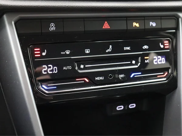 VOLKSWAGEN T-Roc (2025) — foto 16 van 17