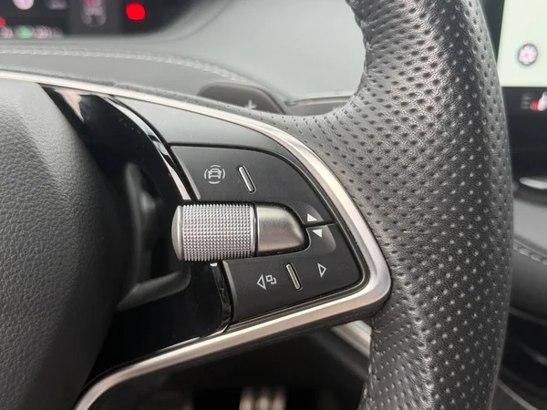 SKODA Elroq (2025) — foto 4 van 18