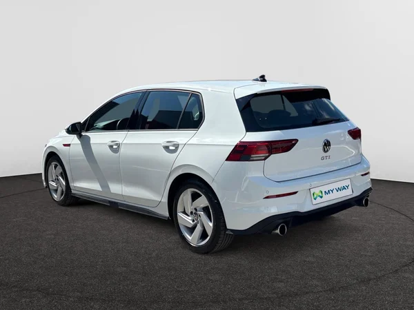 VOLKSWAGEN Golf VIII GTI (2024) — foto 18 van 24