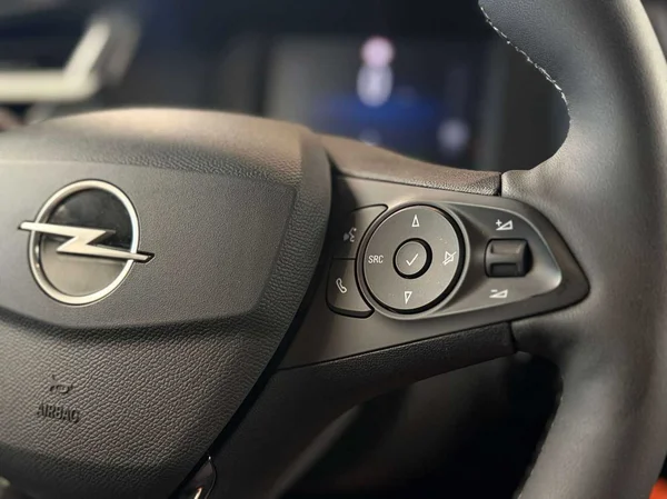 Opel Corsa (2024) — foto 8 van 17