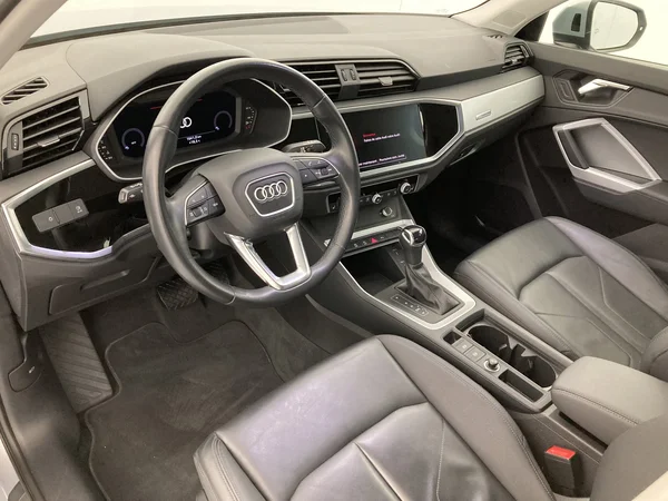 AUDI Q3 (2022) — foto 5 van 36