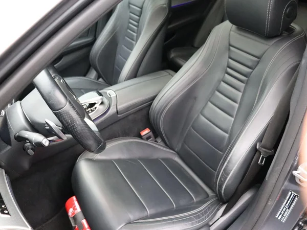 Mercedes-Benz E-Klasse (2020) — foto 6 van 32