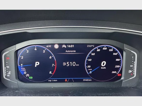Volkswagen Tiguan (2021) — foto 6 van 35