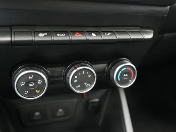 DACIA Duster (2021) — foto 8 van 22