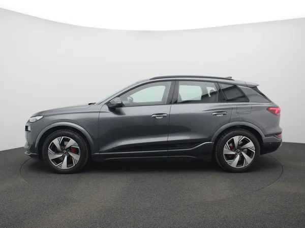 AUDI Q6 e-tron (2024) — foto 15 van 20