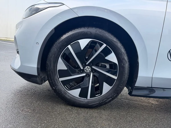VOLKSWAGEN ID.7 Tourer (2026) — foto 11 van 22