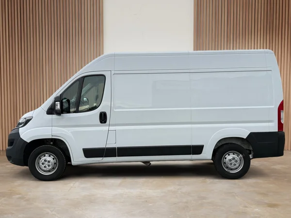Peugeot Boxer (2023) — foto 26 van 26